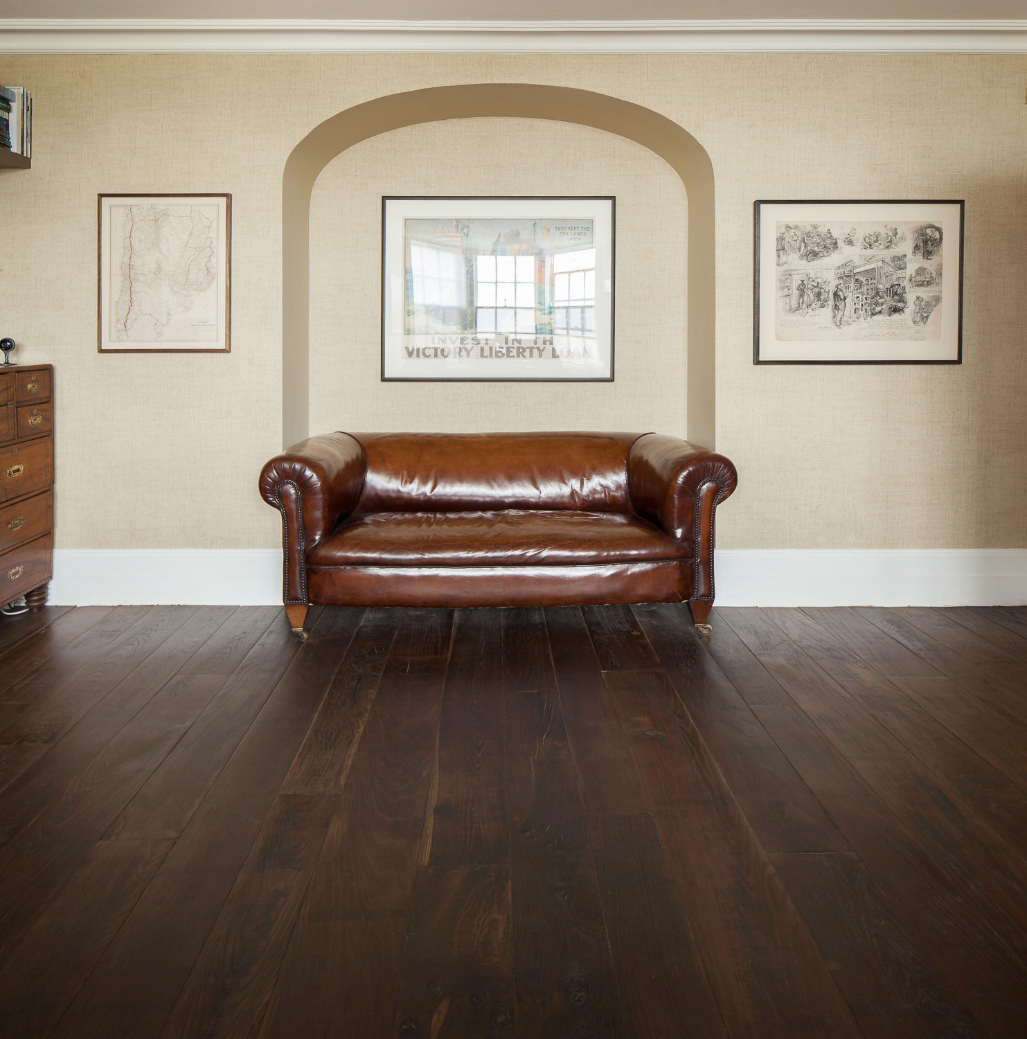 Traditional Brown Oak Wooden Floor
