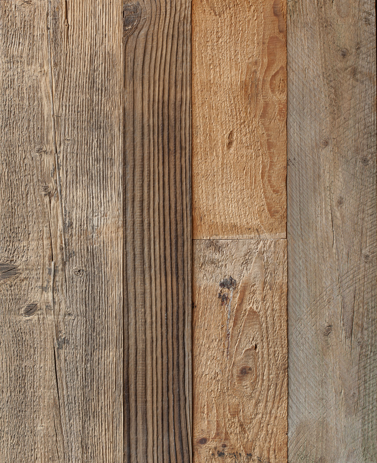 Reclaimed Pine Wall Cladding – Brown 15mm