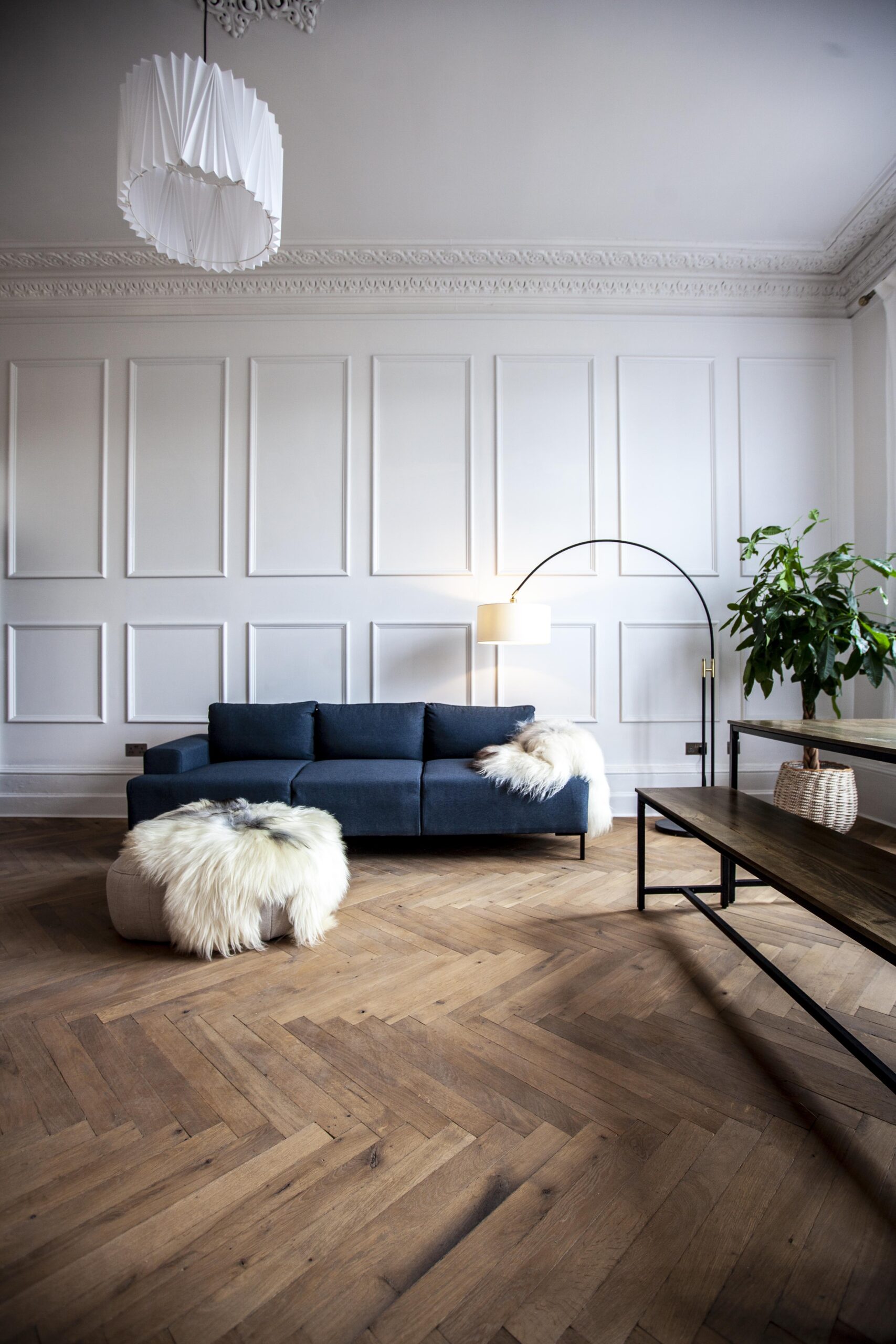 Design Ideas for a Parisian Chic Living Space